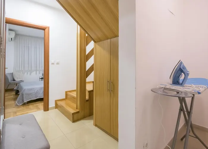 Apartment Vita Split, 300 Meters From The Beach Апартаменты