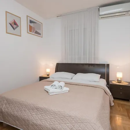 Split, 300 Meters From The