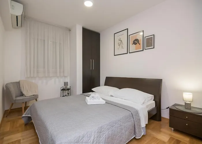 Split, 300 Meters From The