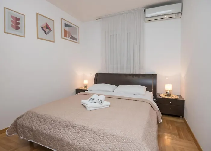 Split, 300 Meters From The